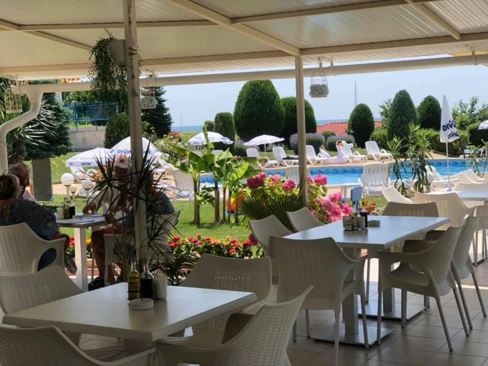 Hotel Riviera Complex 6 Święty Włas Zewnętrze zdjęcie
