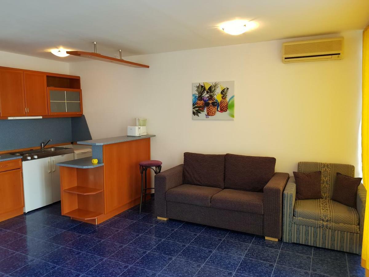 Hotel Riviera Complex 6 Święty Włas Zewnętrze zdjęcie